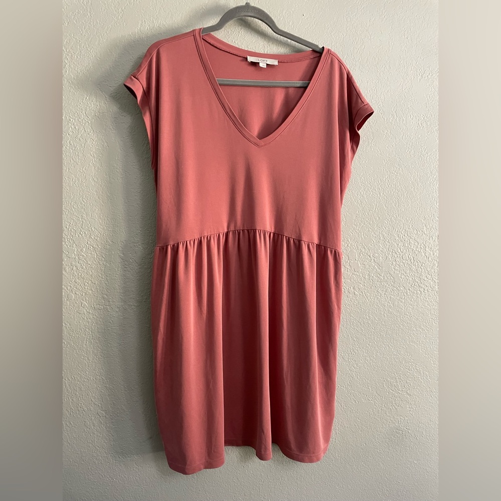 LOFT sleeveless swing dress